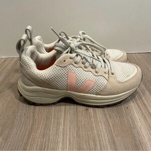 Veja Venturi Alveomesh Shoes Women's Hiking Sneakers